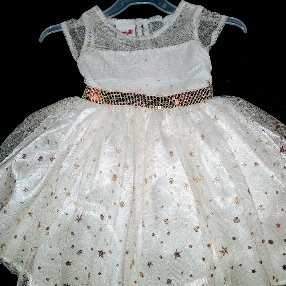 Pretty white and gold little girl dress